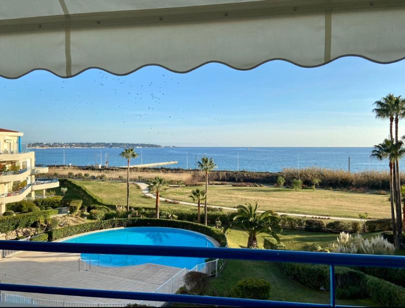 Vue Mer Juan Les Pins Антиб Екстериор снимка