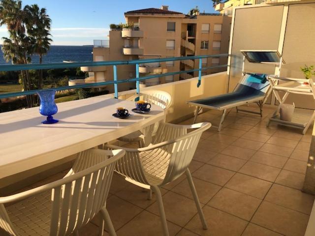 Vue Mer Juan Les Pins Антиб Екстериор снимка